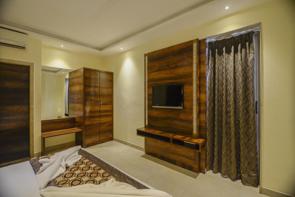 Sunkissed Plaza Hotel Calangute Exterior photo