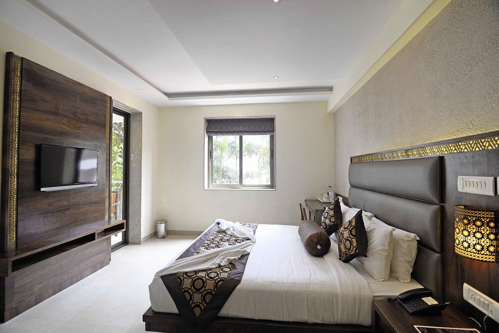 Sunkissed Plaza Hotel Calangute Exterior photo