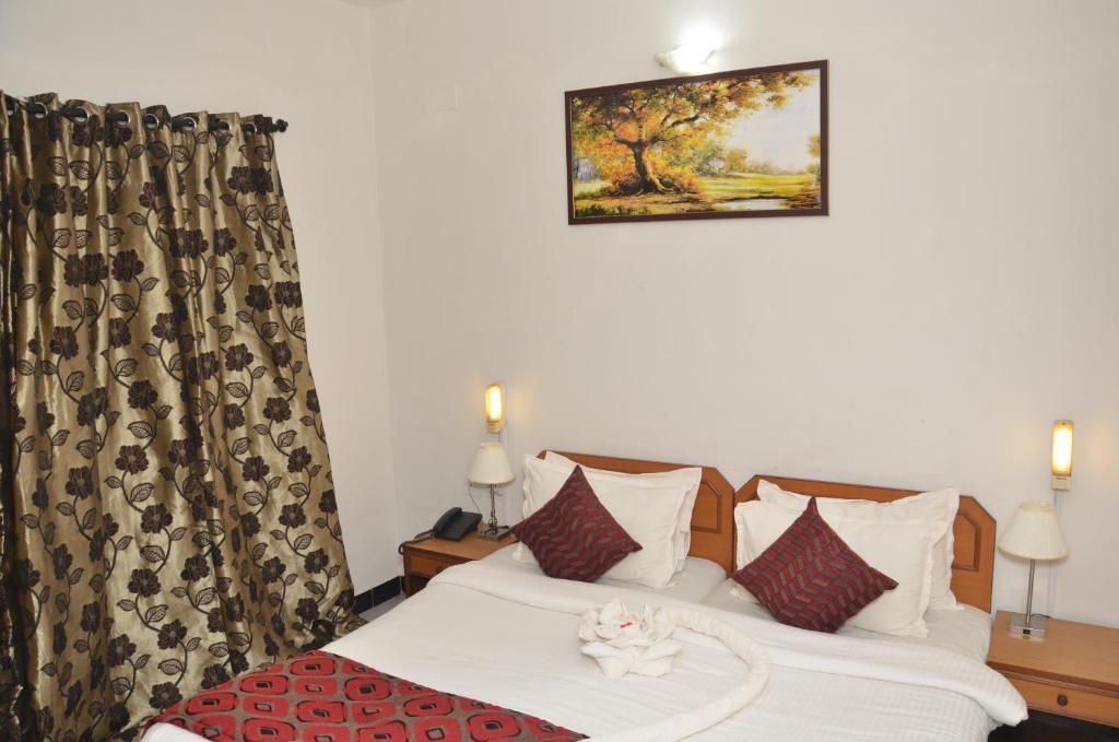 Sunkissed Plaza Hotel Calangute Room photo