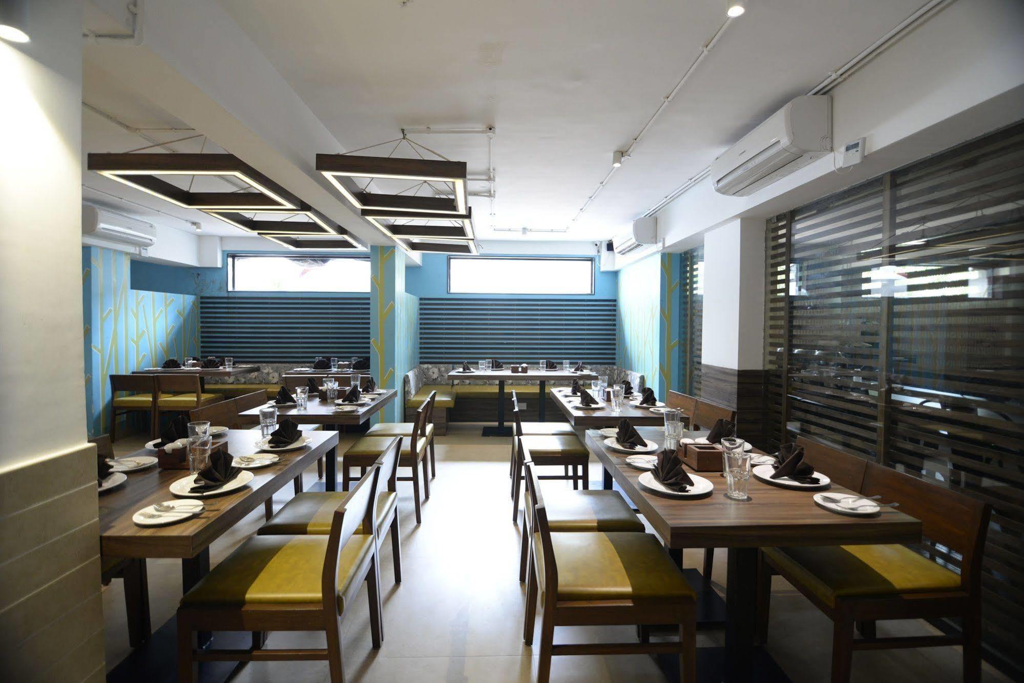 Sunkissed Plaza Hotel Calangute Exterior photo