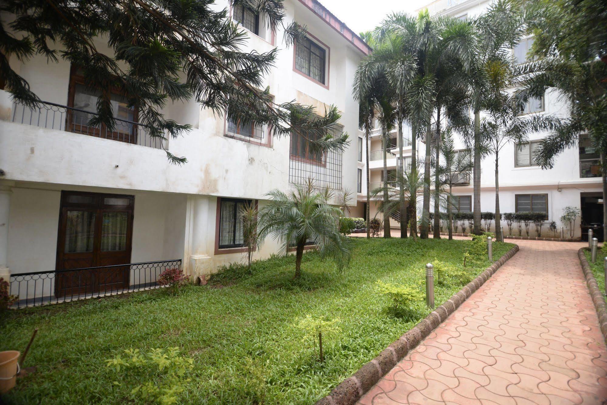 Sunkissed Plaza Hotel Calangute Exterior photo