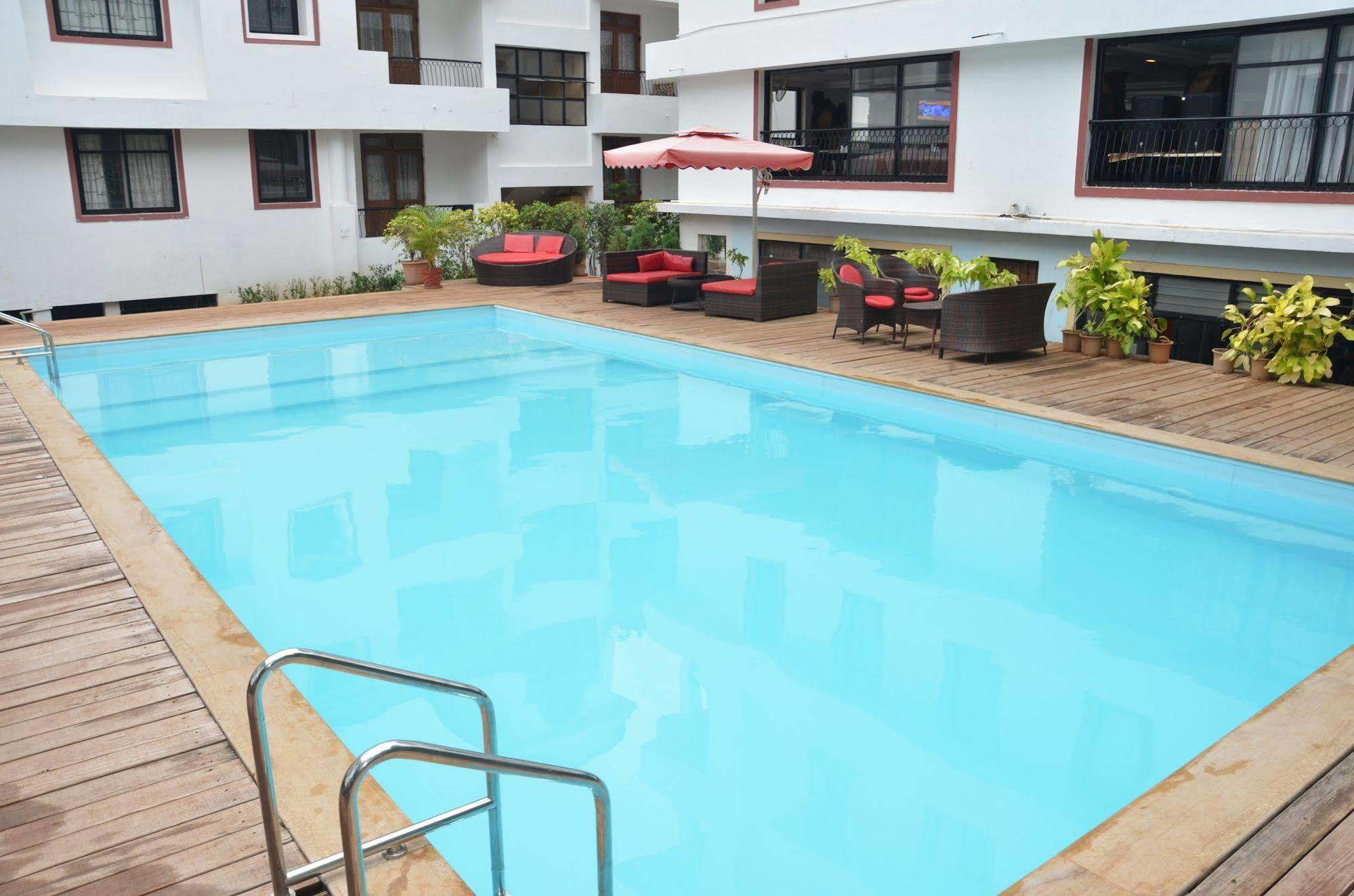 Sunkissed Plaza Hotel Calangute Exterior photo
